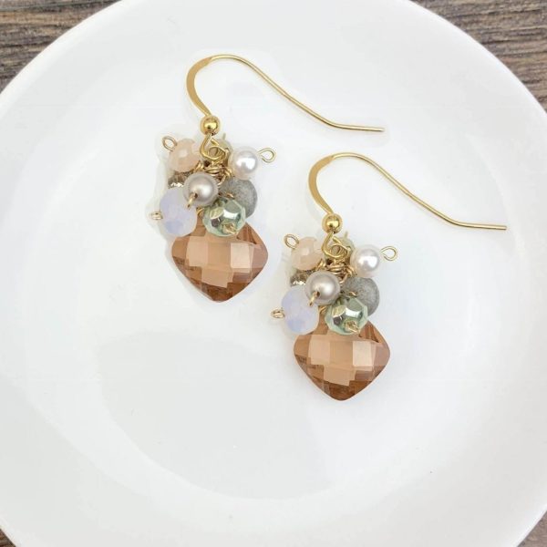 Abby Elegant Paris Neutrals Cluster Earrings Supply