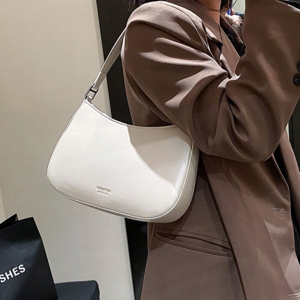 Underarm bag senior baguette bag niche design fashion one shoulder portable small bag For Sale