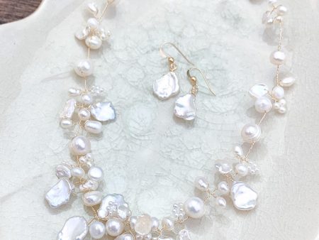 Signature Twist Natural Pearl Necklace and Earrings For Cheap